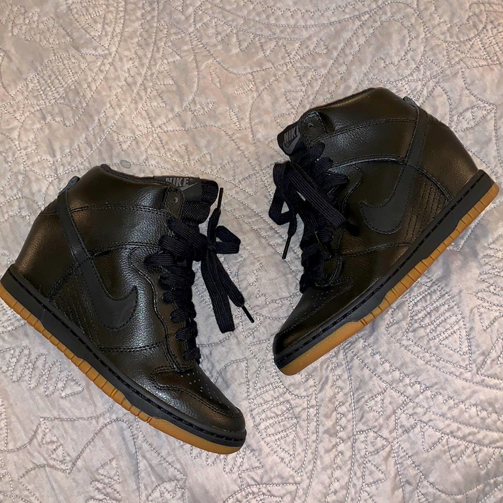 Nike Sneaker Wedge